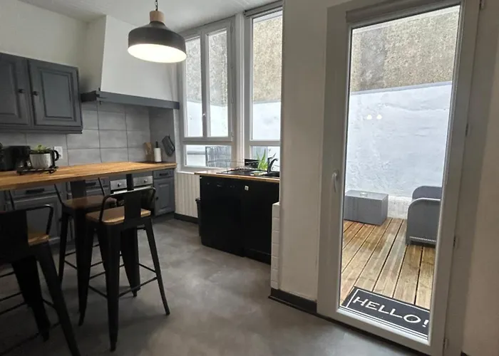 Maison De Avec Garage Et Terrasse شقة لورد